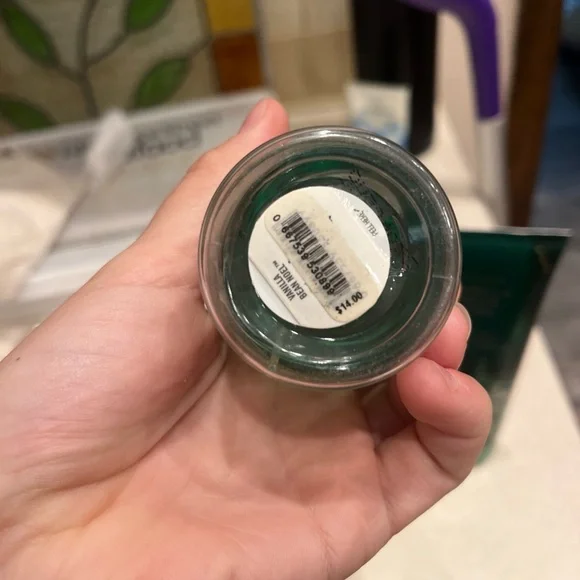 Bath & Body Works Vanilla Bean Noel Body Care Duo - Green & Gold - Picture 2 of 4